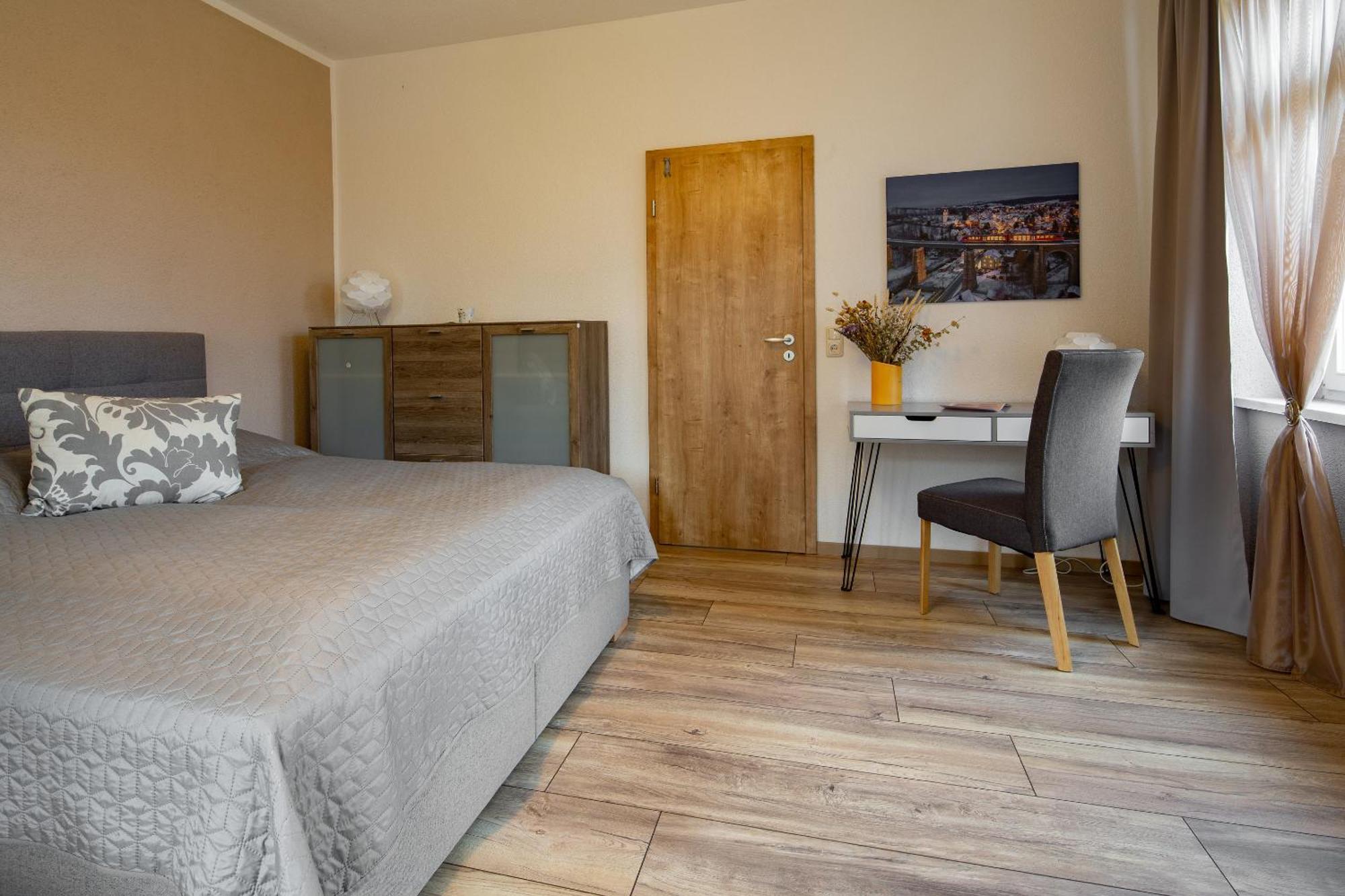 Gemuetliche Ferienwohnungen Im Erzgebrige Sehma Chambre photo